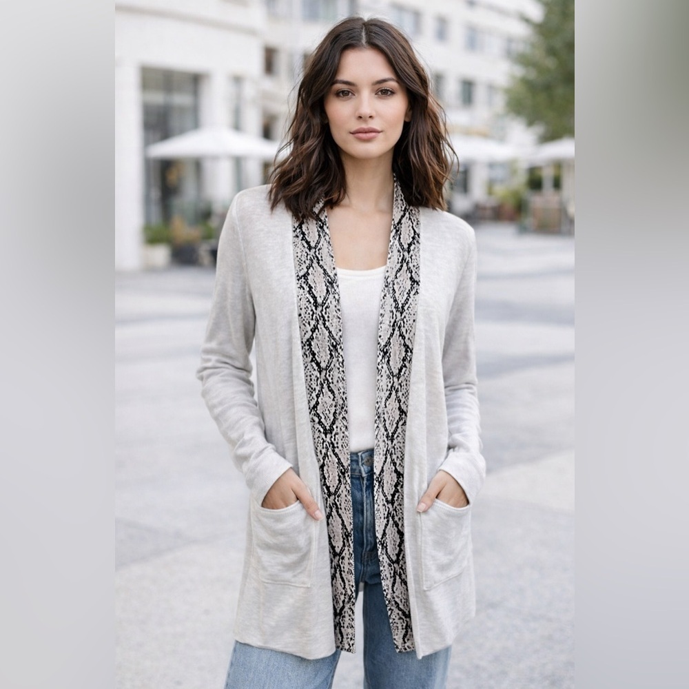 Peyton Jensen Open Front Cardigan Womens Sz M Gray Snake Print Longline Sweater